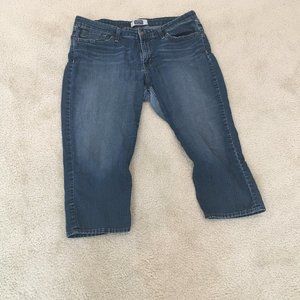 Levi Strauss & Co Signature Distressed Blue Denim Capri Pants, Plus Size 18